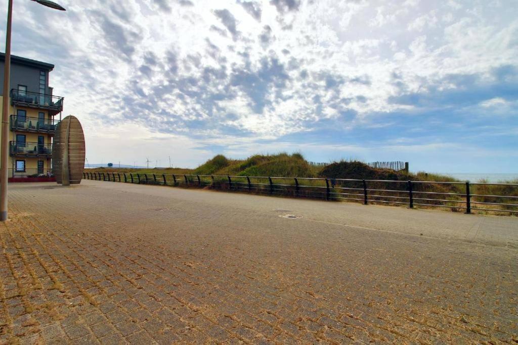 The Observatory By Mia Living 2 Bedroom Apartment Overlooking Swansea Beach With Free Parking Exterior foto